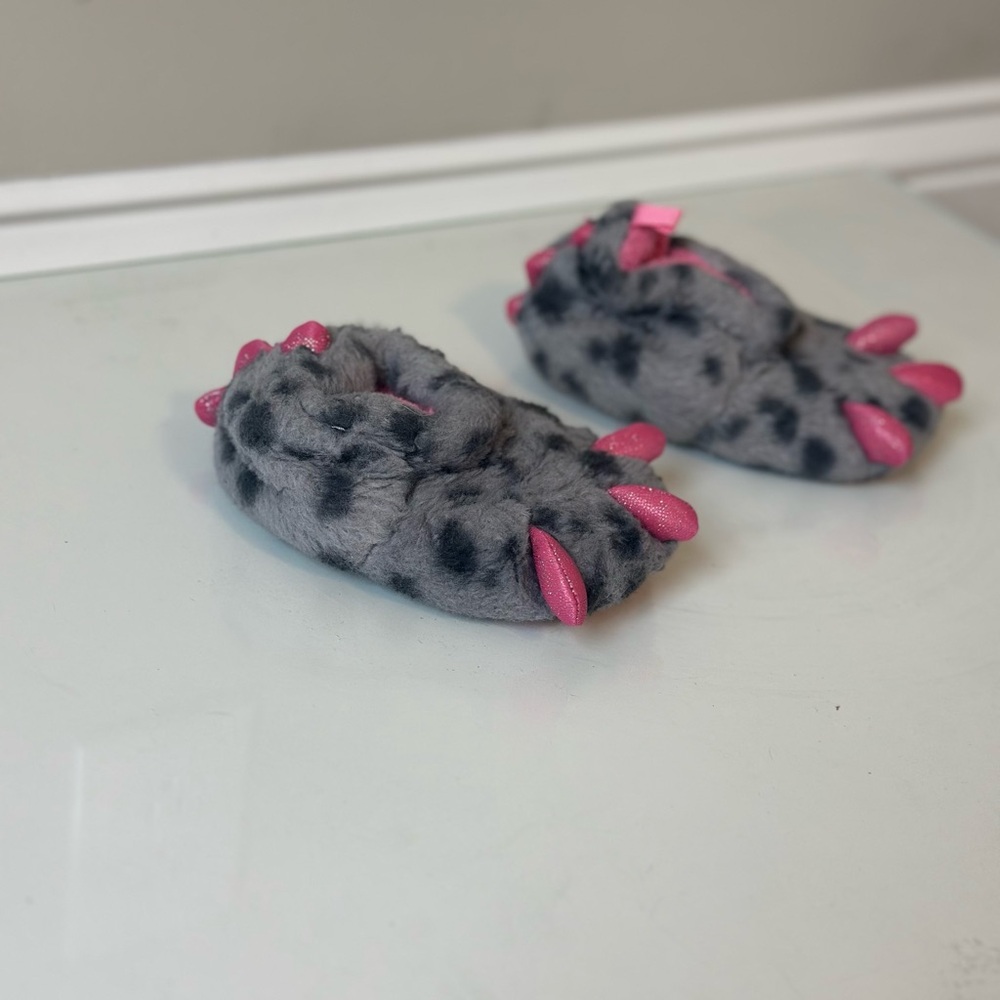 Wonder Nation Gray and Pink Cozy Socks